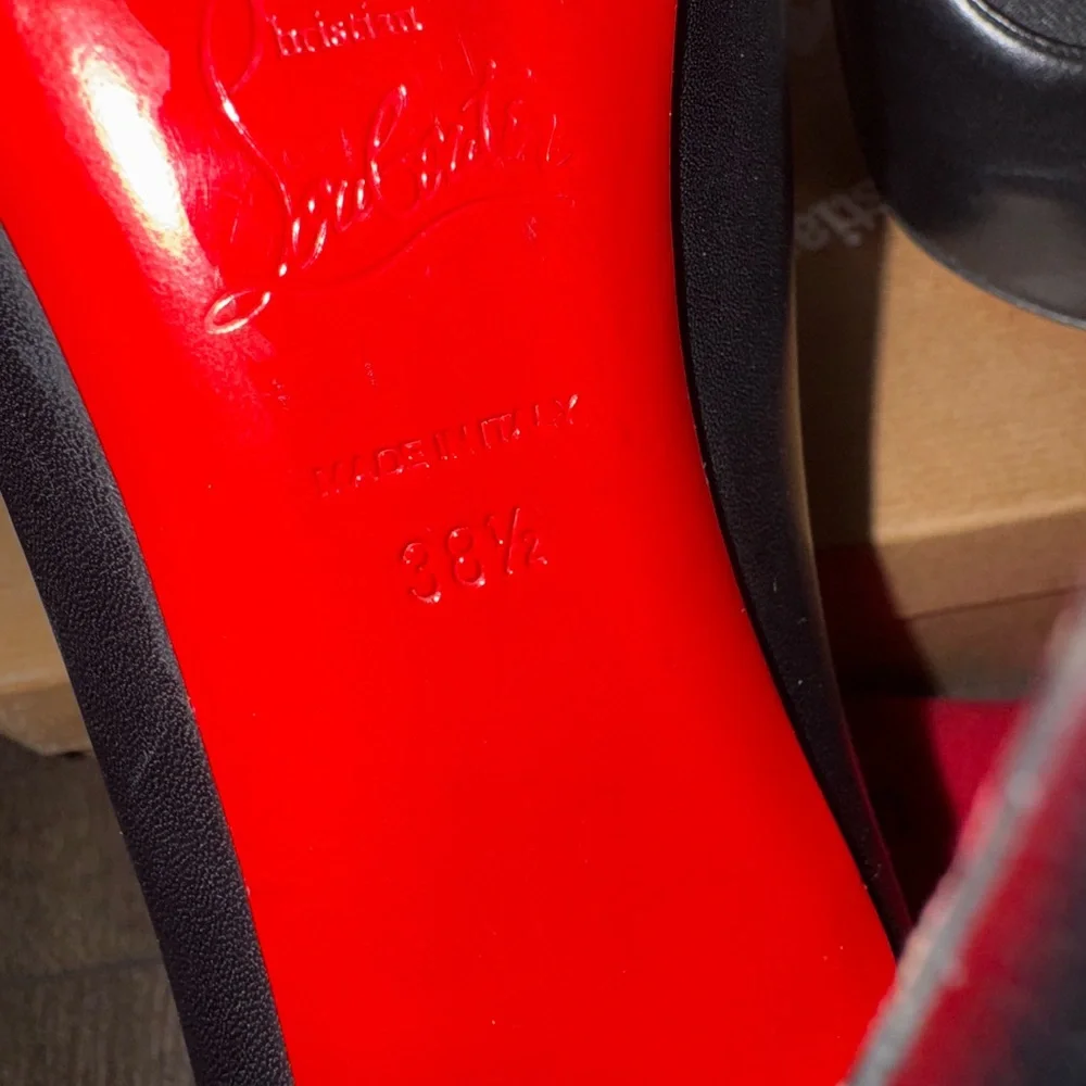 Christian Louboutin Black Leather Pumps with Red Sole - Picture 2 of 4
